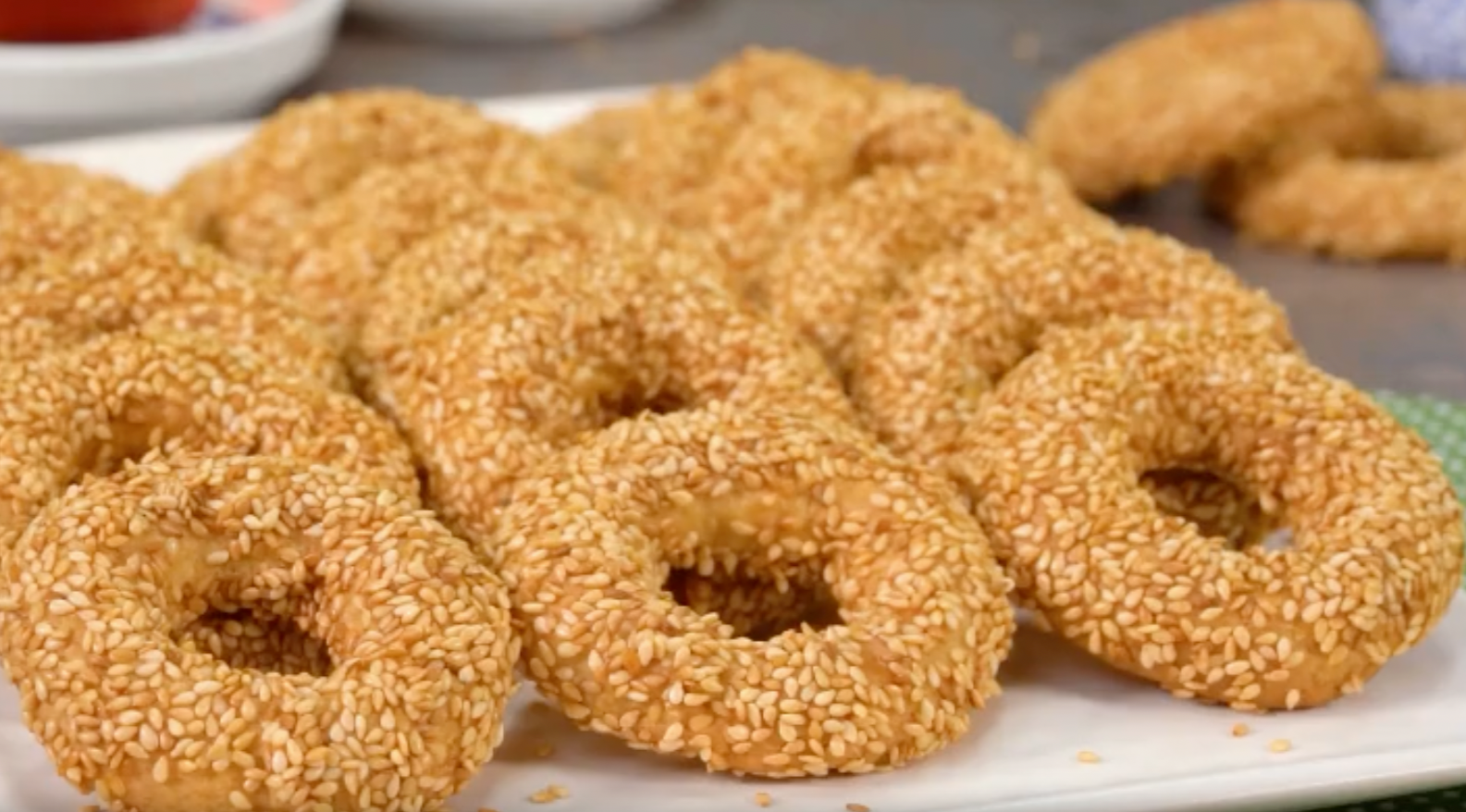 Kandil Simidi (Turkish Kandil Bagel)