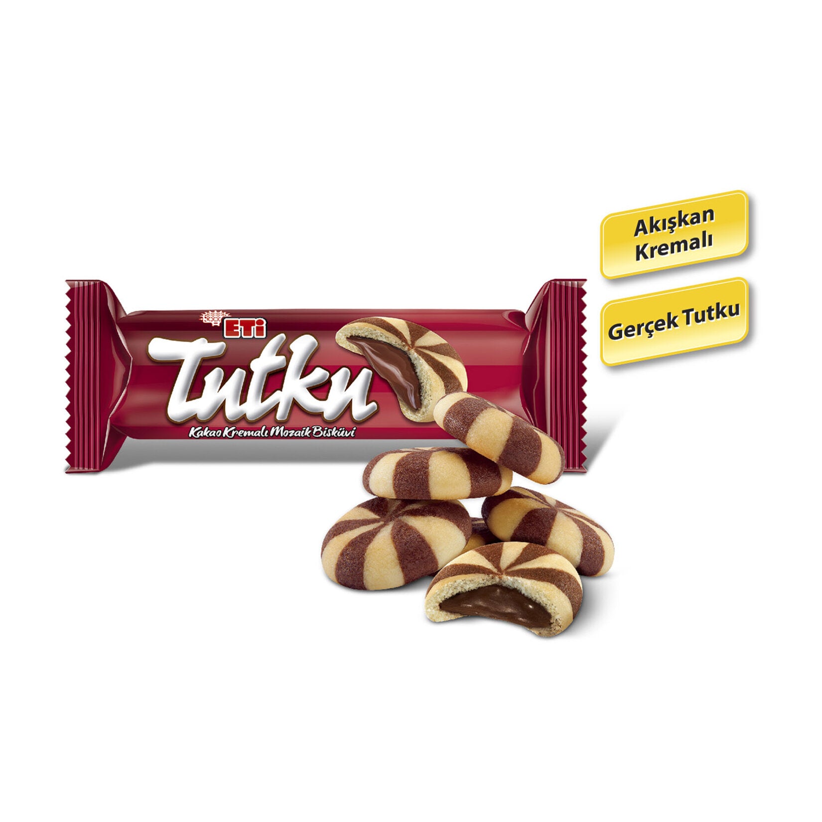 Open Eti Tutku biscuit showing creamy cacao filling