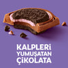 Experience the delightful fusion of creamy Milka Alpine milk chocolate, crunchy Oreo cookies, and a sweet strawberry filling with the Milka Oreo Sandwich Strawberry.