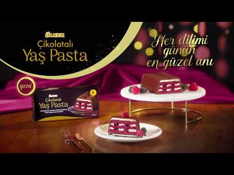 Ulker Milk Chocolate Cake with Velvety Red Velvet Base and Forest Berry Sauce – 13.9 oz (395 G)