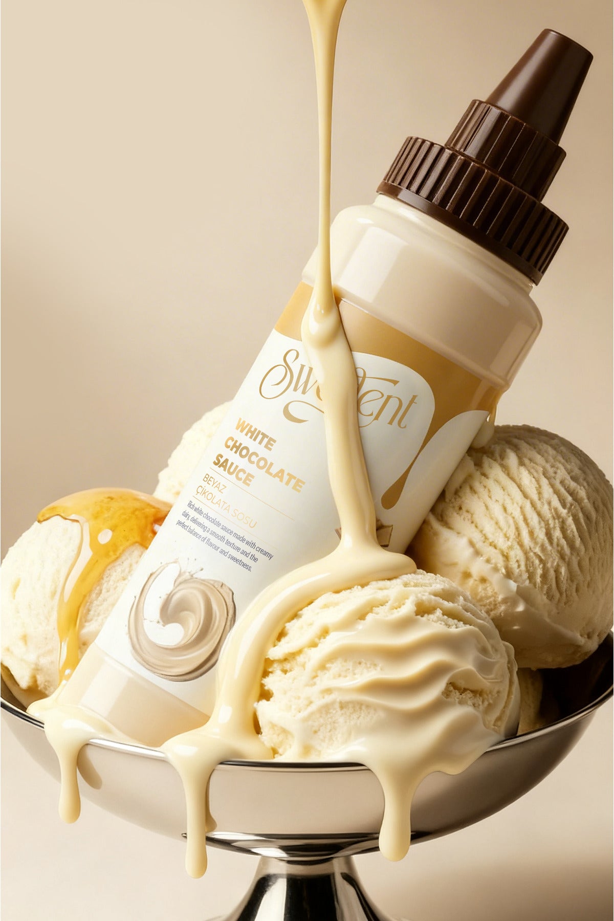 Swedent Gurme Serisi White Chocolate Sauce brings a smooth, creamy touch to your favorite desserts.