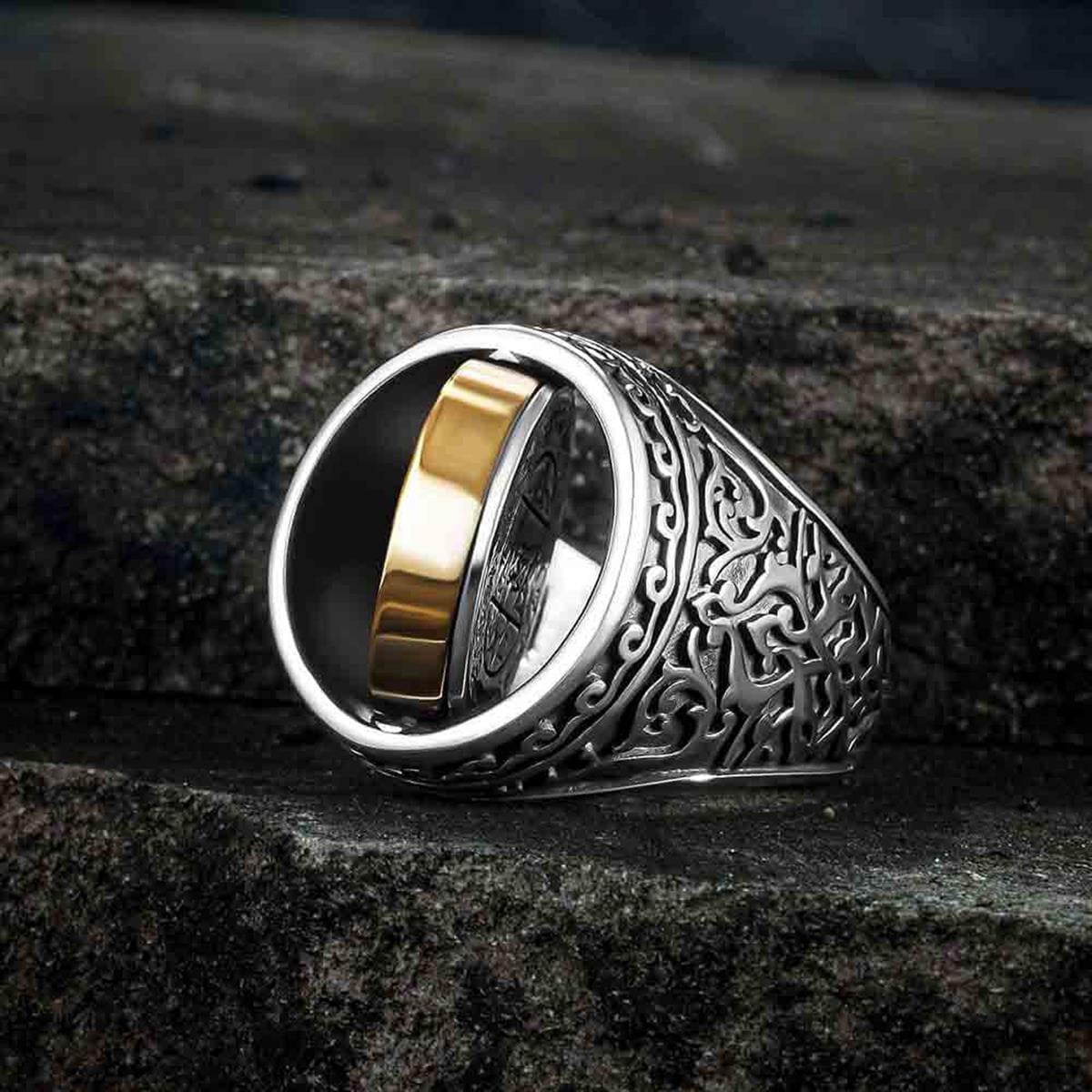 Rooted in centuries-old symbolism, this Turkish Silver Ring with Rotating Seal of Solomon blends spiritual heritage with bold craftsmanship.