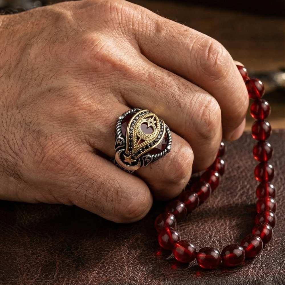 Make a bold statement with this Turkish Sterling Silver Mens Ring with Red Zircon, designed around the powerful crescent and star motif.