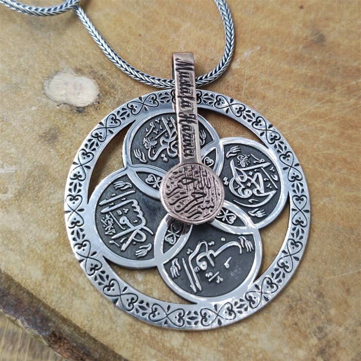 Rooted in deep spiritual meaning and traditional craftsmanship, this Turkish Sterling Silver Protection Necklace with 4 Esma is designed for those who wish to carry faith and remembrance close to the heart.