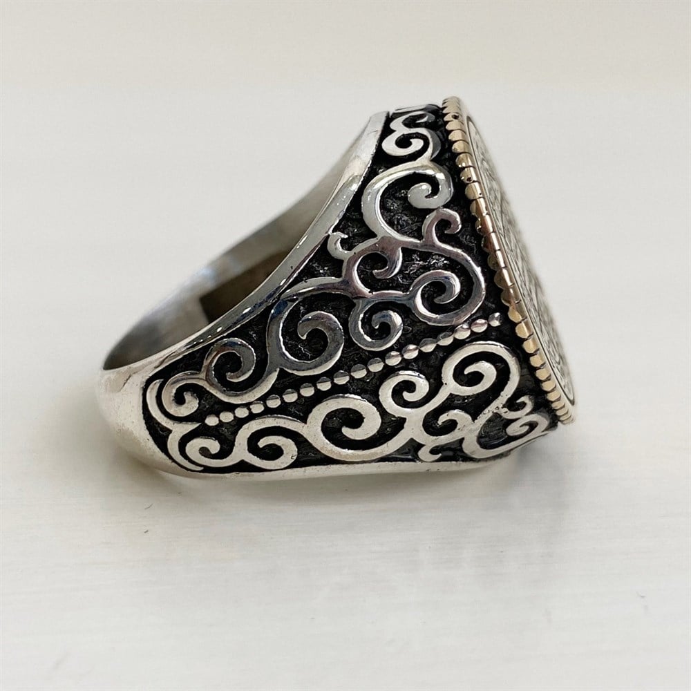 Turkish Sterling Silver Ring with Seal of Solomon Motif is a powerful expression of heritage, faith, and craftsmanship.