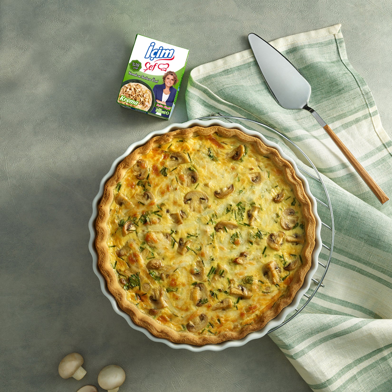 Icim Chef 18% Fat Cream is a versatile kitchen essential made from fresh, pasteurized cow’s milk cre