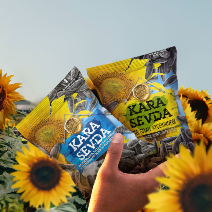 Two types of Kara Sevda Sunflower Seeds 4.41 oz (125g)