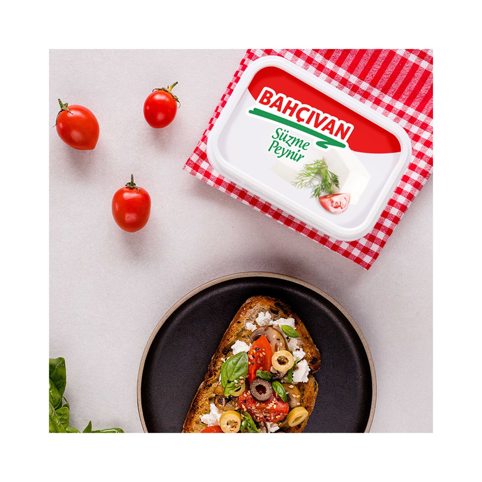 Bahçıvan Süzme Peynir is a rich and creamy strained white cheese made from high-quality pasteurized cow’s milk.