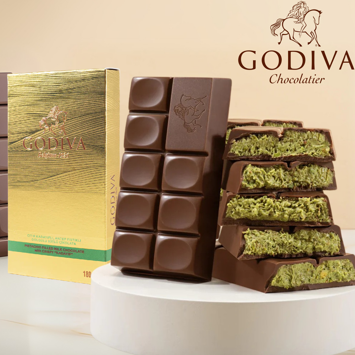 Godiva Premium Dubai Chocolate with Crispy Kadaifi and Pistachio Filli ...