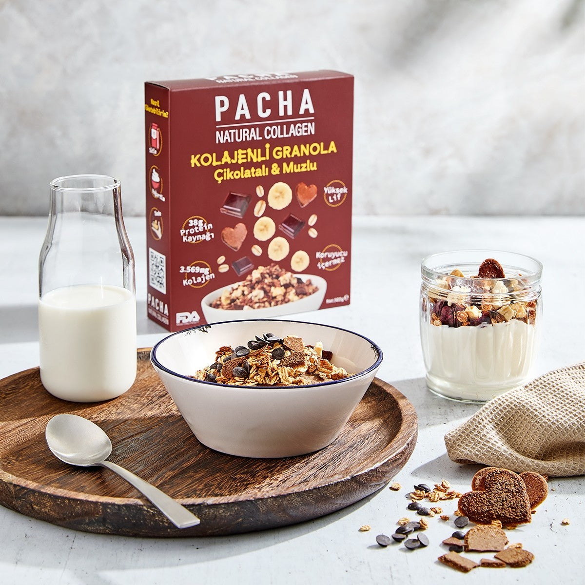 Pacha Natural Protein Chocolate Banana Collagen Granola 10.5 oz (300 g)