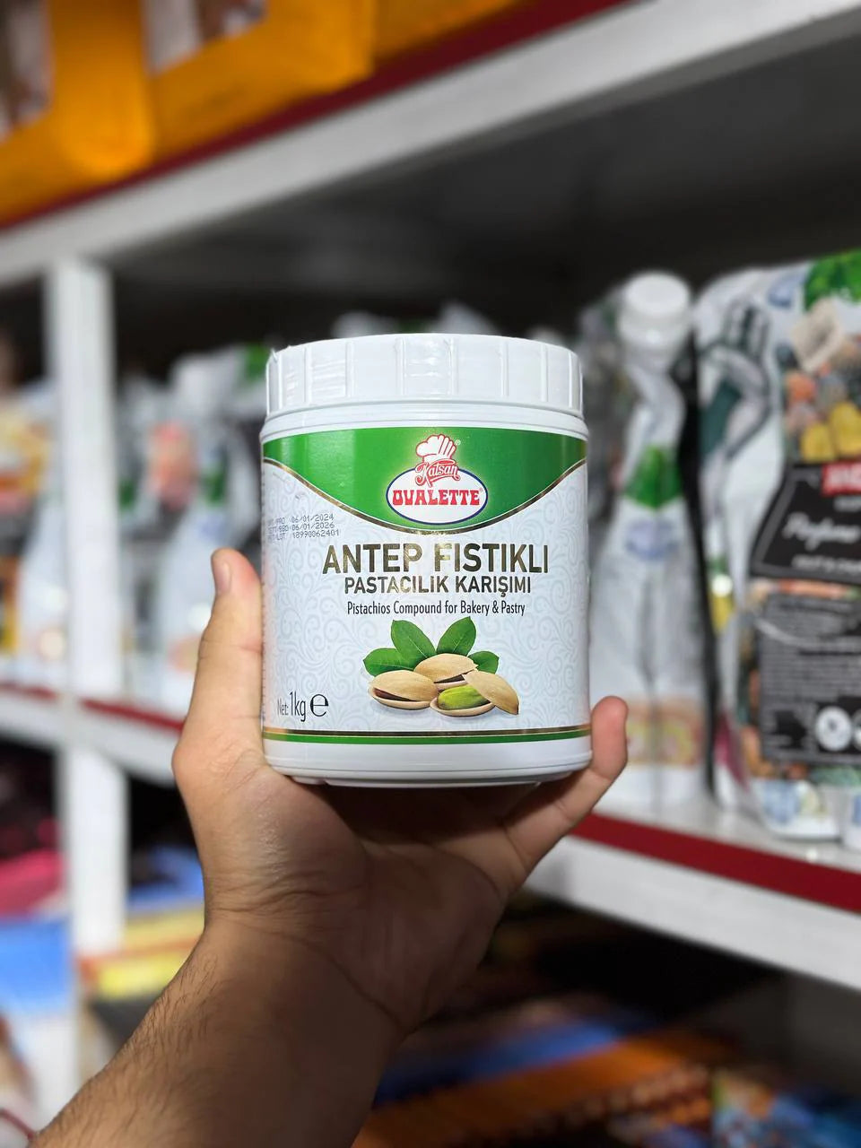 Ovalette Pistachios Compound for Bakery & Pastry 1 Kg (35.2 oz) – Pistachio Cake & Dessert Flavoring Mix