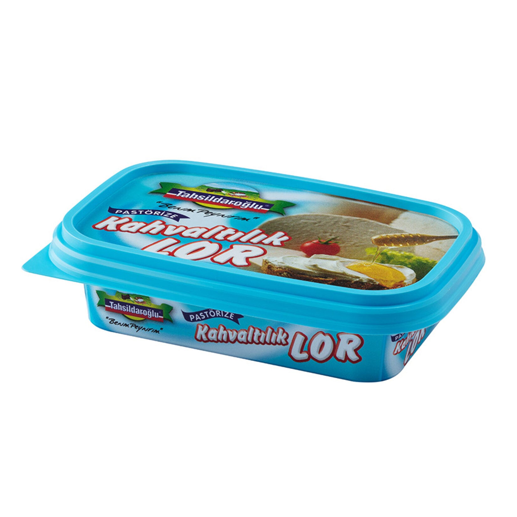 Tahsildaroğlu Kahvaltılık Lor is a fresh, light, and satisfying Turkish whey cheese made under hygienic conditions for everyday enjoyment.