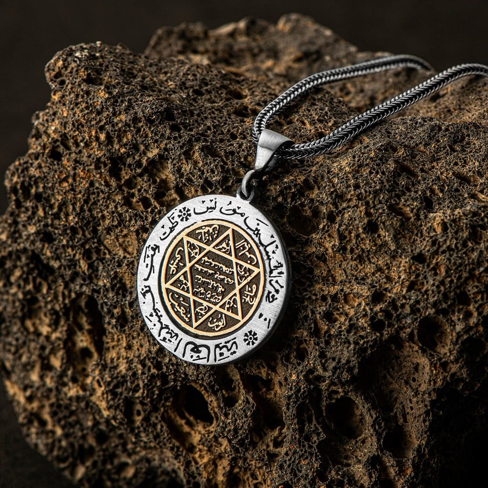 The Turkish Silver Necklace with Seal of Solomon Motif is a meaningful piece rooted in centuries of Anatolian symbolism.
