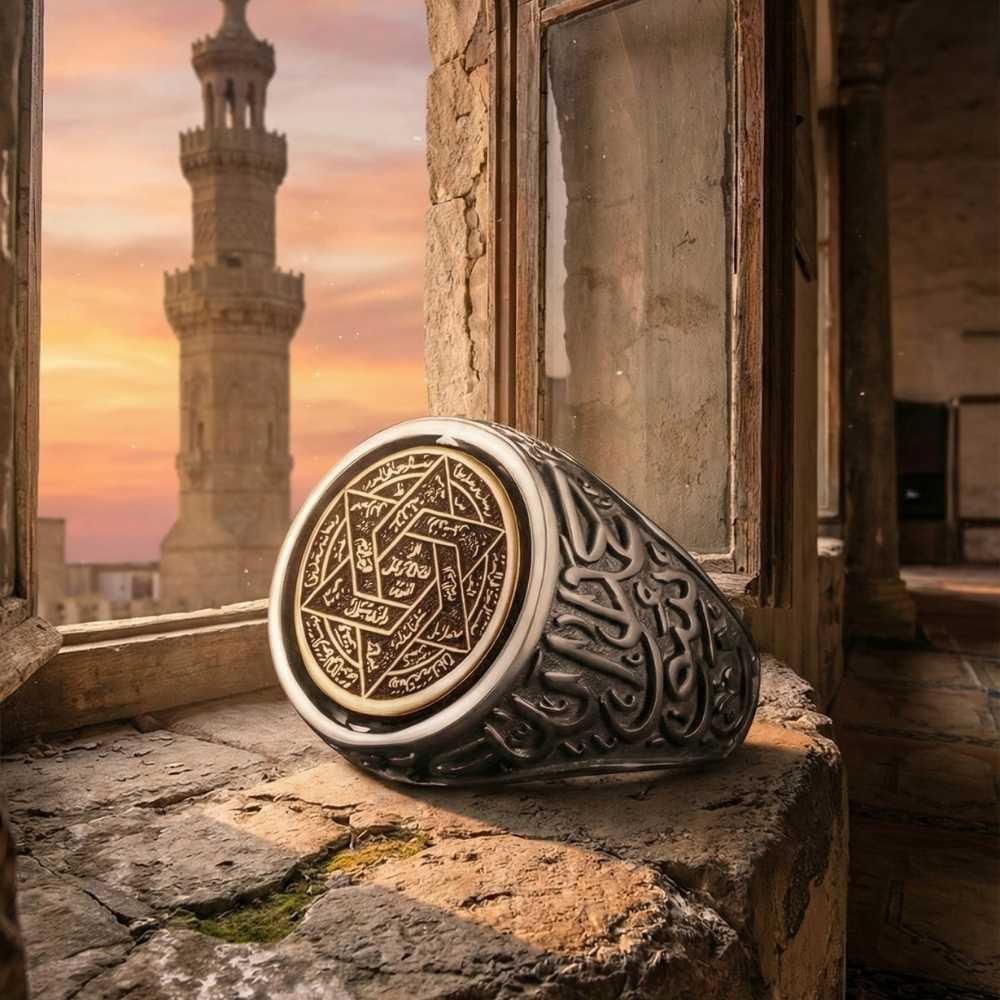 Turkish Silver Ring with Double Sided Seal of Solomon is a bold statement piece inspired by centuries-old symbolism and spiritual artistry.