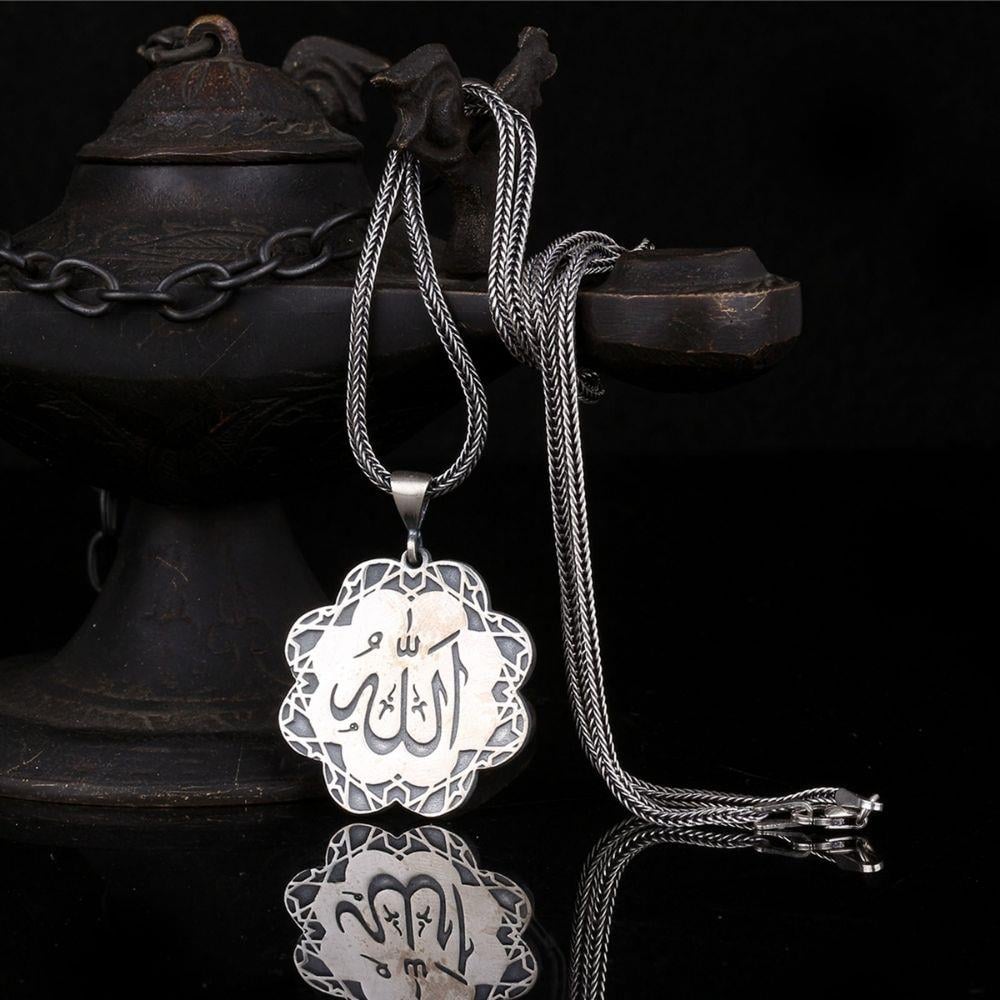 Rooted in centuries of symbolism, this Turkish Sterling Silver Necklace with Seal of Solomon unites spiritual meaning with refined craftsmanship.