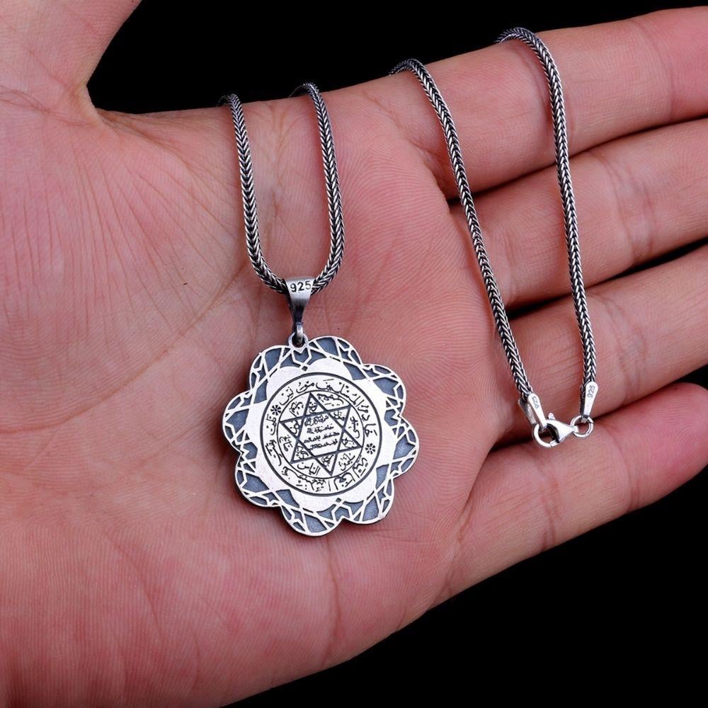 Rooted in centuries of symbolism, this Turkish Sterling Silver Necklace with Seal of Solomon unites spiritual meaning with refined craftsmanship.