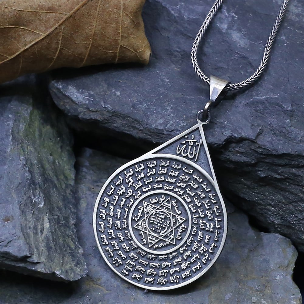 Rooted in centuries of Islamic art and symbolism, this Turkish Sterling Silver Necklace with Seal of Solomon features the revered Seal of Prophet Suleiman motif intricately engraved with references to the Asma ul Husna (the Beautiful Names of Allah).