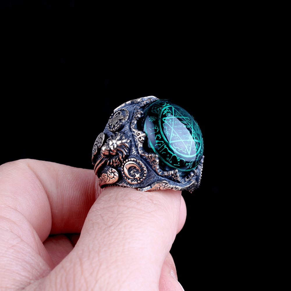 Turkish Sterling Silver Ring with Amber and Seal of Solomon is a bold statement piece rooted in centuries of Anatolian symbolism.