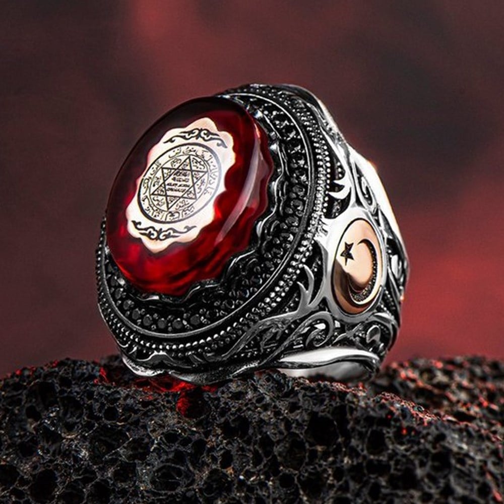 Turkish Sterling Silver Ring with Red Amber featuring the revered Seal of Solomon (Muhur of Suleiman) is a bold statement of heritage, symbolism, and craftsmanship.