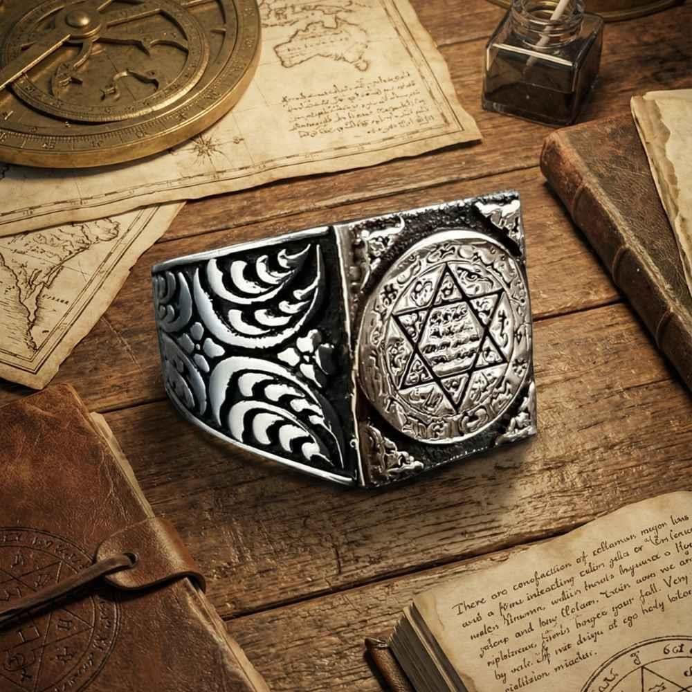 Rooted in centuries of spiritual symbolism, this Turkish Sterling Silver Ring with Seal of Solomon features the revered six-pointed star known as the Seal of Solomon (Muhur-u Suleyman).