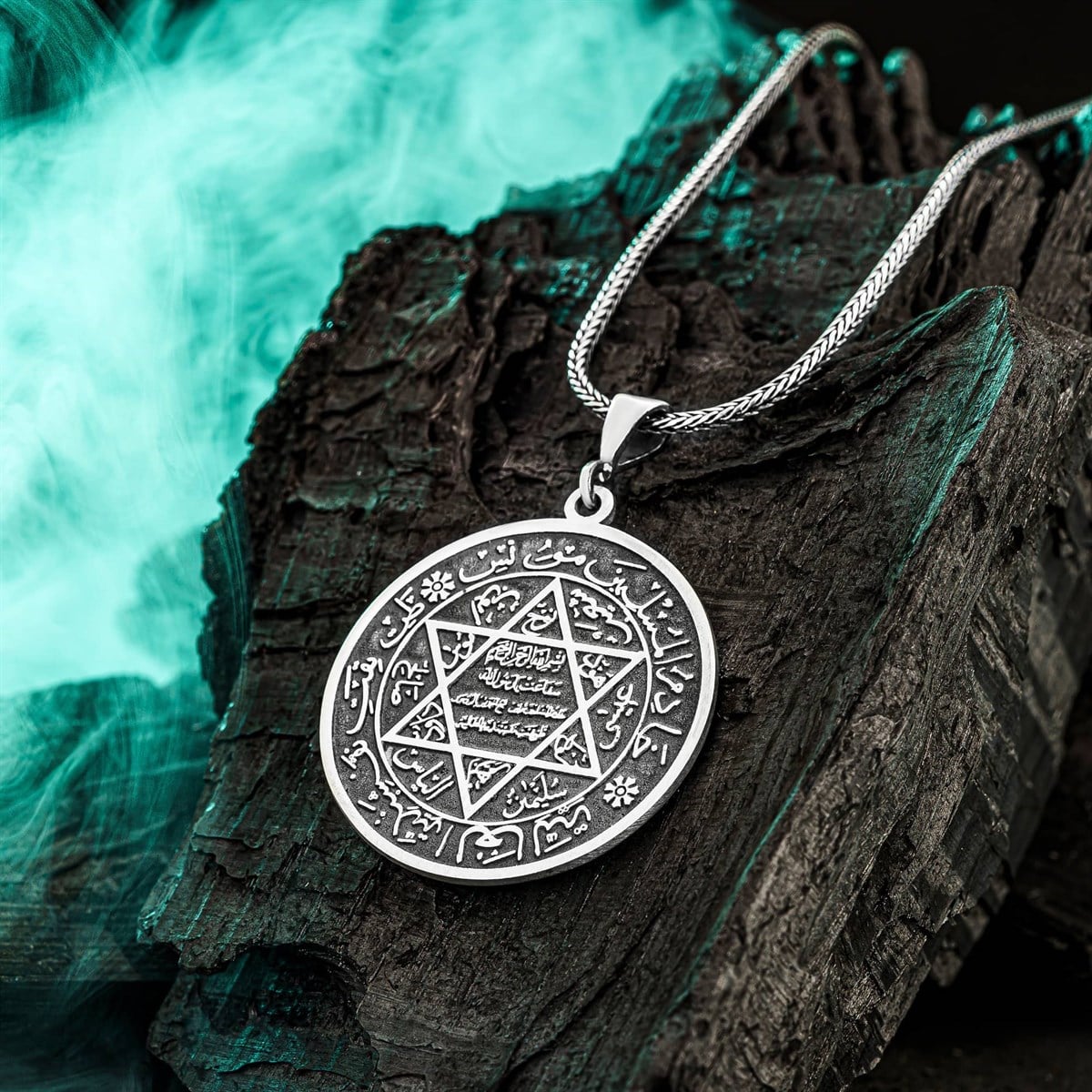 Turkish Sterling Silver Seal of Solomon Necklace is a meaningful piece rooted in centuries of Islamic and Ottoman tradition.